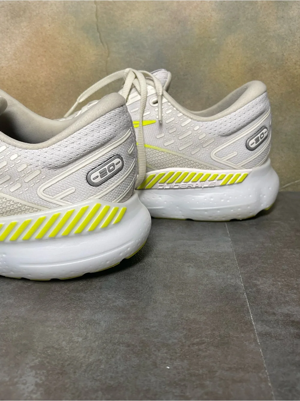 Brooks Glycerin 20 Men's White/Nightlife Running Shoes Size 9.5D